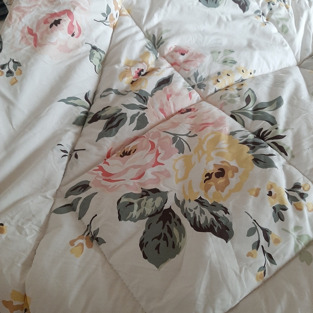 Cath Kidston Vintage Bunch Multicolored Floral Queen Comforter Set 90”x90” NEW